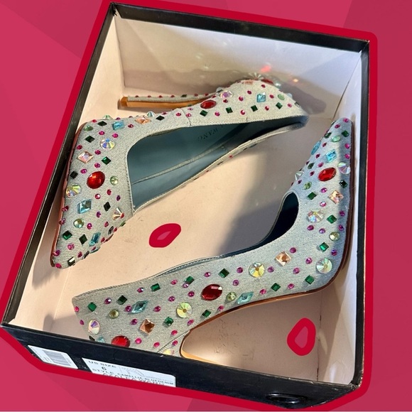 NWT Azalea Wang ‘Camellia’ Pointed Toe Stiletto Pump in “Blue Denim” Jeweled 6 - Picture 3 of 16